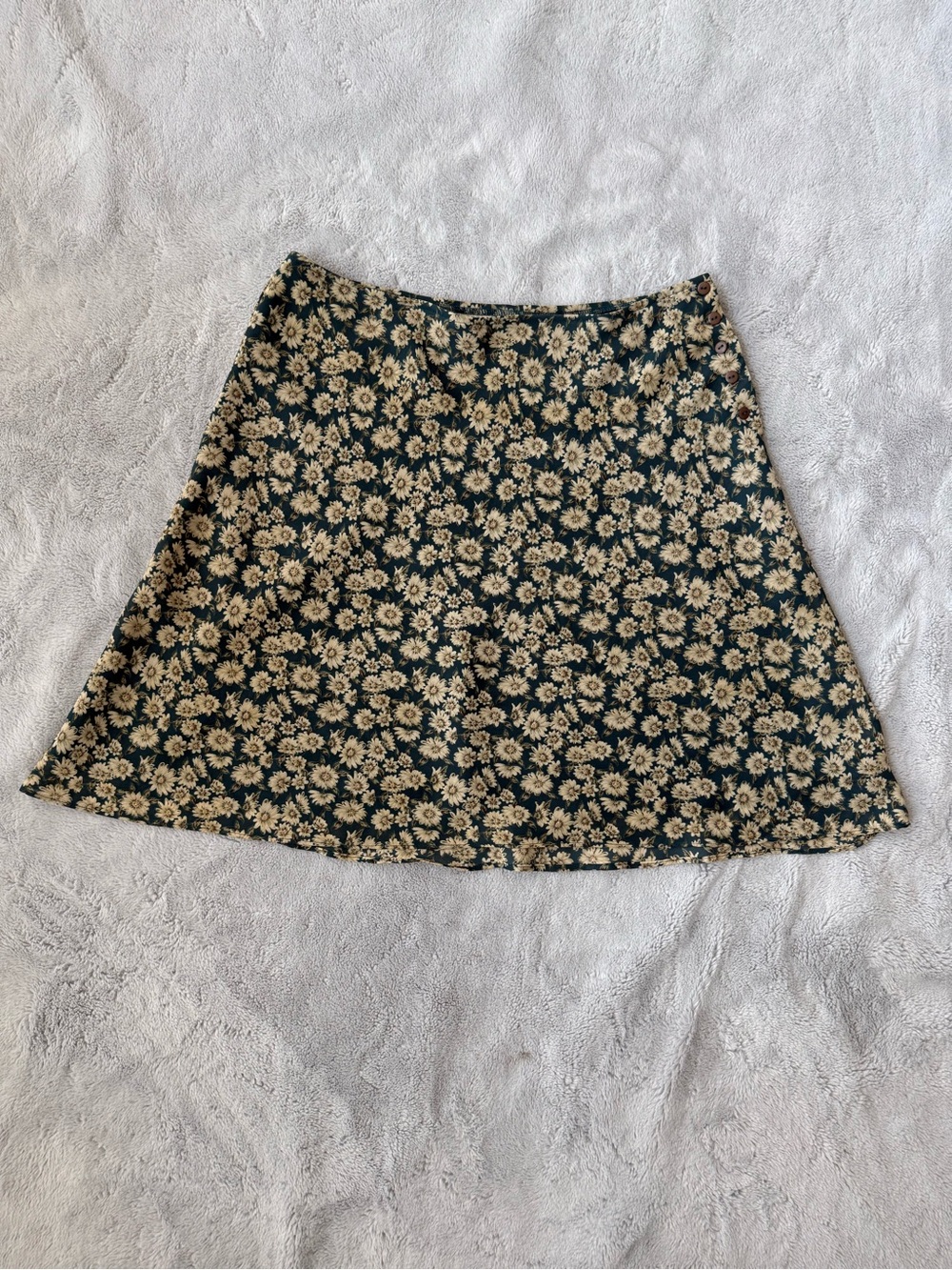 Vintage Express Floral A-Line Mini Skirt in Dark Green and Cream